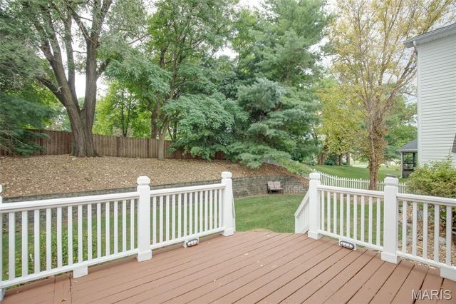 249 E Governor Place, St Charles, MO 63301