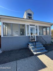 2417 7th Avenue, Watervliet, NY 12189