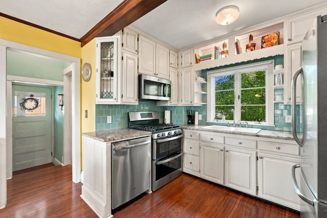 252 Main Street, Fairhaven, MA 02719