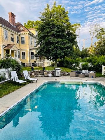 252 Main Street, Fairhaven, MA 02719