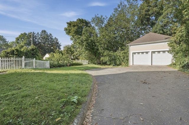 252 Main Street, Fairhaven, MA 02719