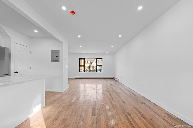 114-22 201st Street, Saint Albans, NY 11412