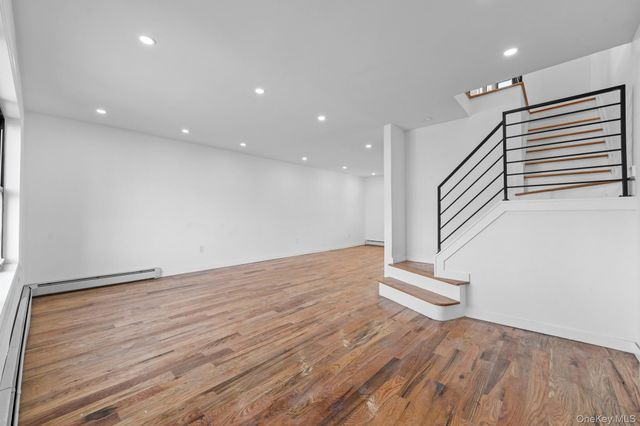 114-22 201st Street, Saint Albans, NY 11412