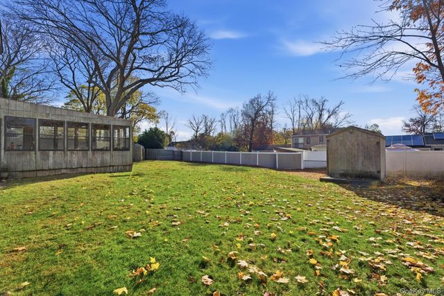 56 Eastview Road, Ronkonkoma, NY 11779