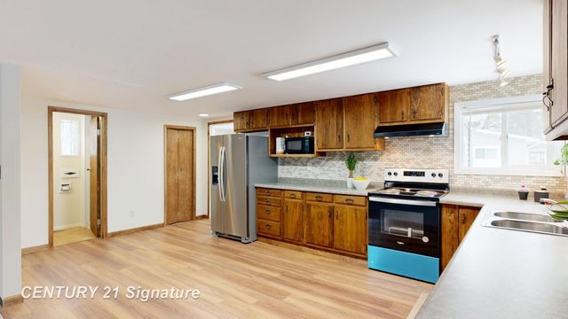 1202 Janice Lane, Beaverton, MI 48612