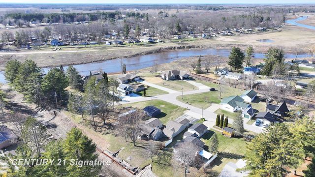 1202 Janice Lane, Beaverton, MI 48612