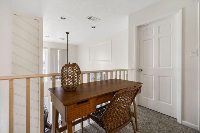 3902 Knollcrest Drive, Montgomery, TX 77356