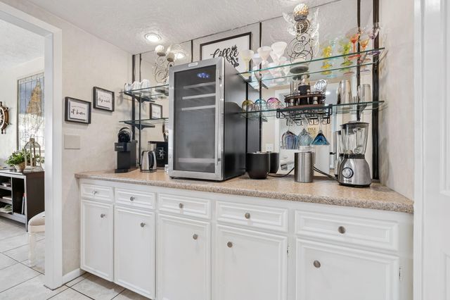 3902 Knollcrest Drive, Montgomery, TX 77356