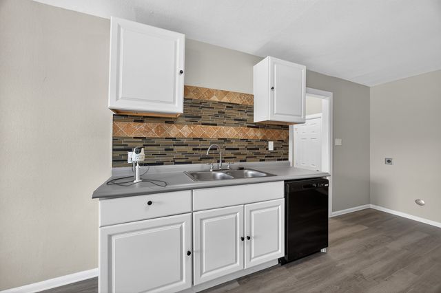 2709 New York Avenue, Fort Worth, TX 76104