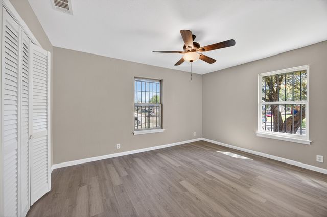 2709 New York Avenue, Fort Worth, TX 76104