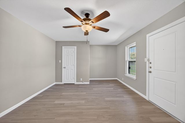 2709 New York Avenue, Fort Worth, TX 76104