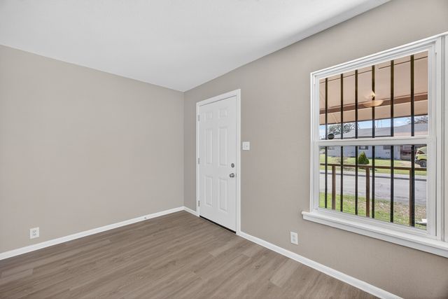 2709 New York Avenue, Fort Worth, TX 76104