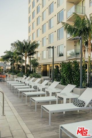 1050 S Grand Avenue 1901, Los Angeles, CA 90015