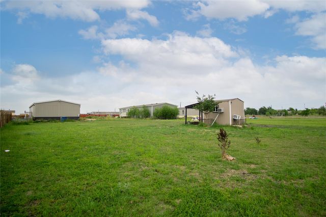 480 Ganado DR, Kyle, TX 78640