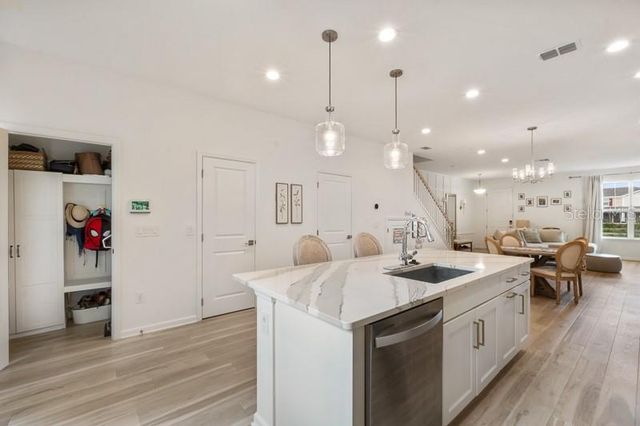 13953 EASDALE ALLEY, Winter Garden, FL 34787