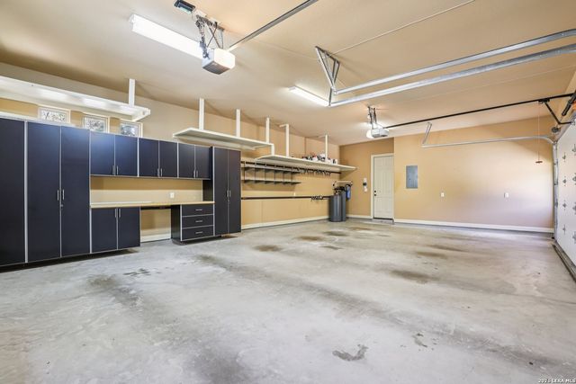 315 Santa Domingo, Helotes, TX 78023