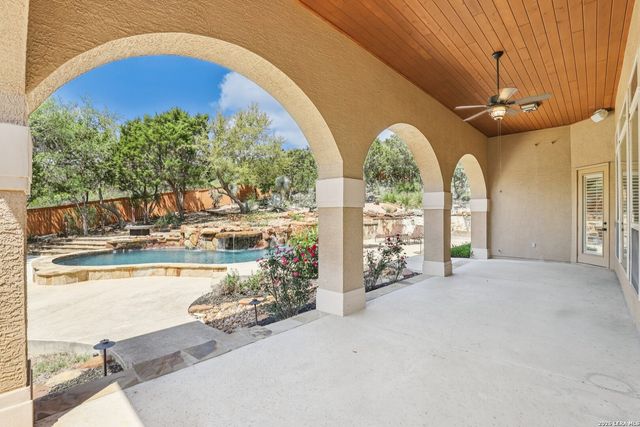 315 Santa Domingo, Helotes, TX 78023