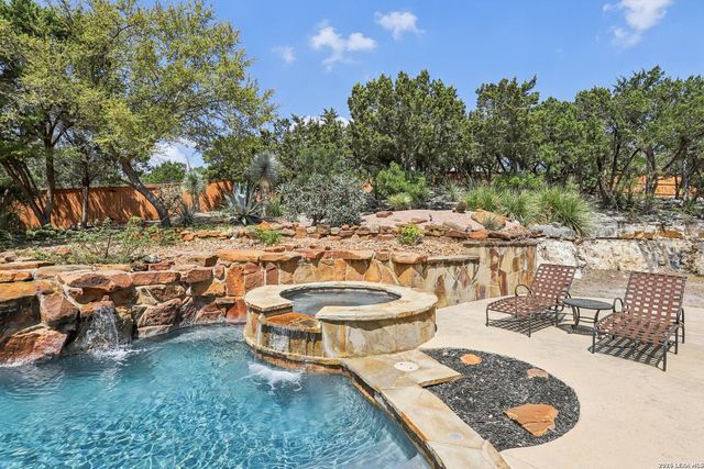 315 Santa Domingo, Helotes, TX 78023