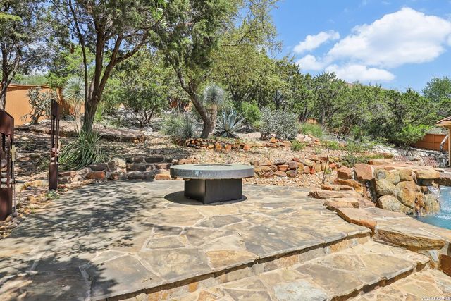 315 Santa Domingo, Helotes, TX 78023
