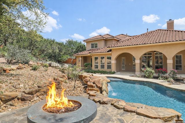 315 Santa Domingo, Helotes, TX 78023