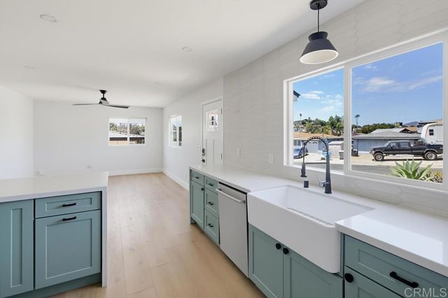 4130 32 Vista Grande Drive, San Diego, CA 92115