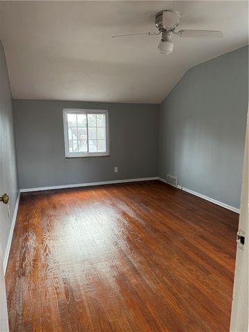 231 Jonquil Place, Mt Lebanon, PA 15228