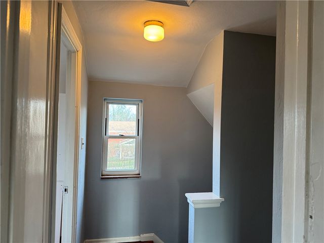 231 Jonquil Place, Mt Lebanon, PA 15228