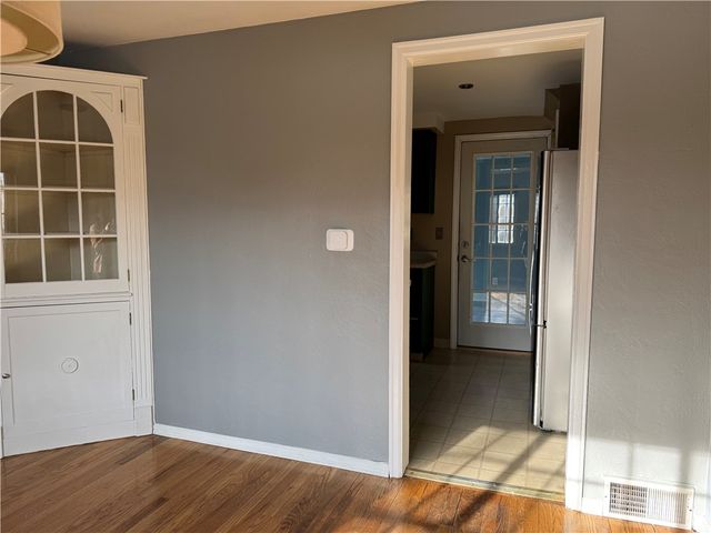 231 Jonquil Place, Mt Lebanon, PA 15228