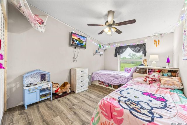 210 S County Road 5601, Castroville, TX 78009