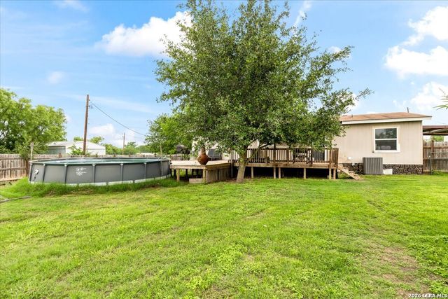 210 S County Road 5601, Castroville, TX 78009