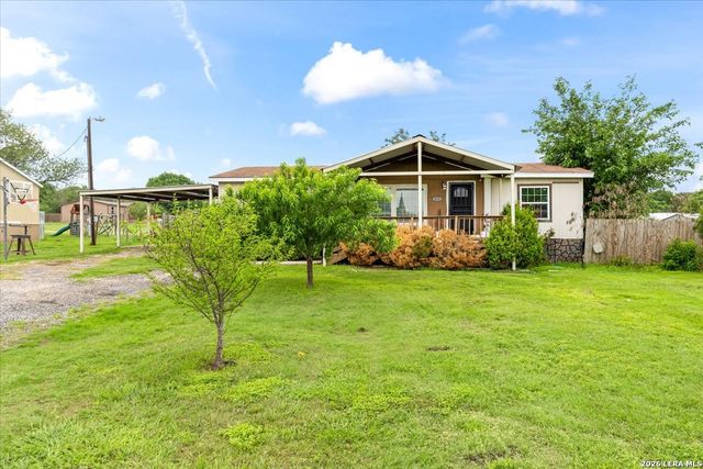 210 S County Road 5601, Castroville, TX 78009