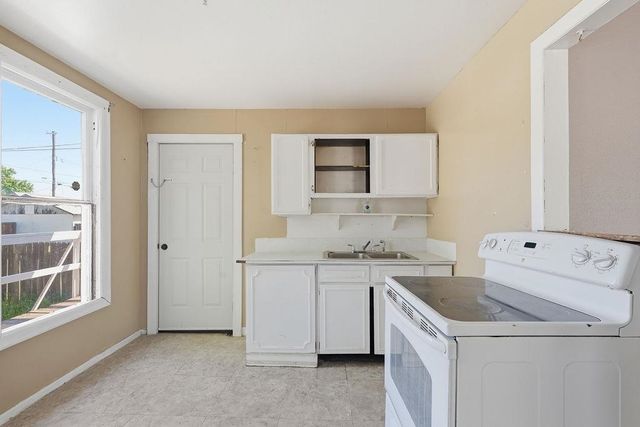2030 W Dean Ave, Spokane, WA 99201