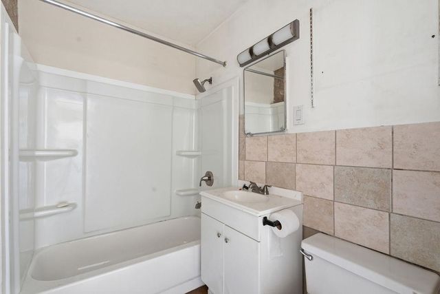 2030 W Dean Ave, Spokane, WA 99201
