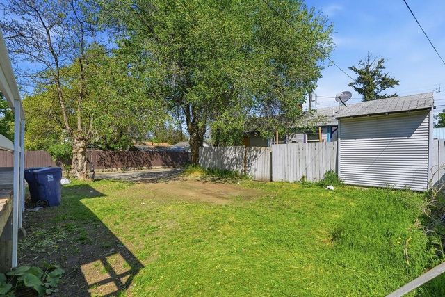 2030 W Dean Ave, Spokane, WA 99201