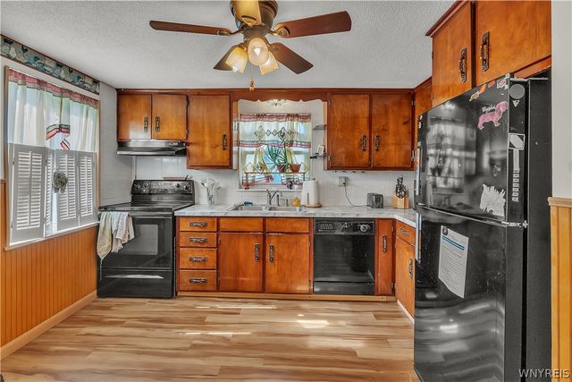 2047 Como Park Boulevard, Lancaster, NY 14086