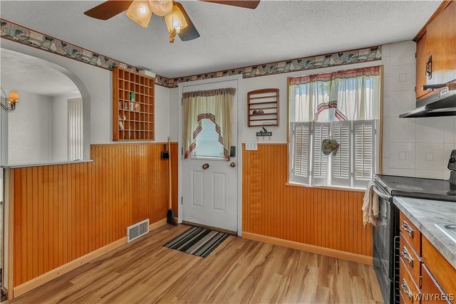 2047 Como Park Boulevard, Lancaster, NY 14086