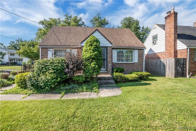 2047 Como Park Boulevard, Lancaster, NY 14086