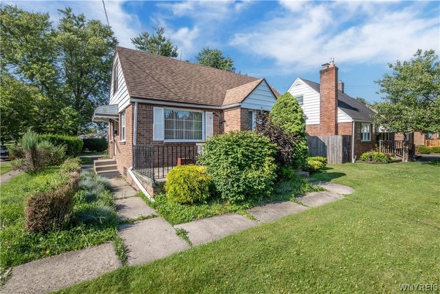 2047 Como Park Boulevard, Lancaster, NY 14086