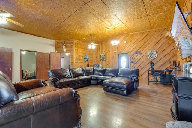 6020 U.S 87, Dumas, TX 79029