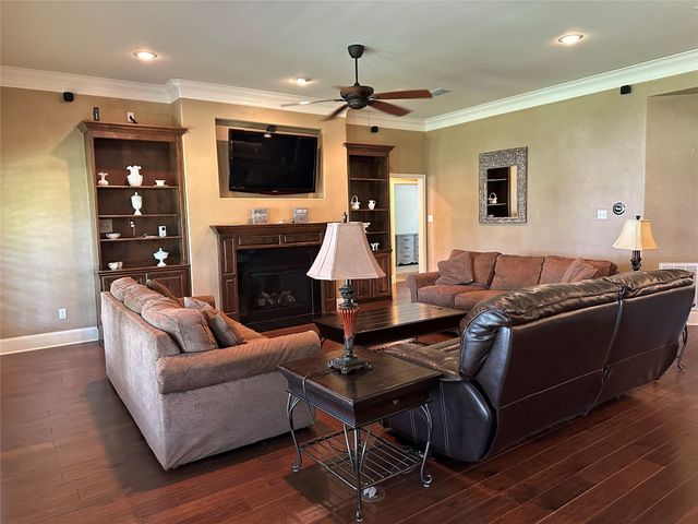 23196 J E B Circle, Frankston, TX 75763