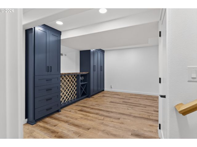 6 BERNINI Ct, Lake Oswego, OR 97035