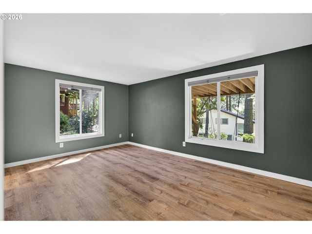 6 BERNINI Ct, Lake Oswego, OR 97035