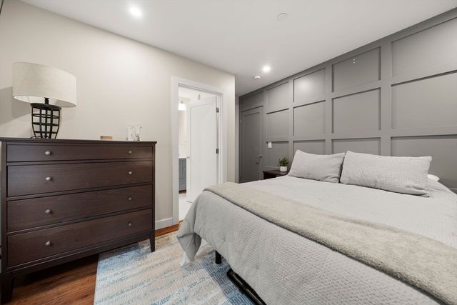 20 Crestway Road 3, Boston, MA 02128