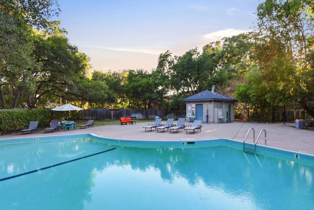 7100 Rainbow Drive 33, San Jose, CA 95129