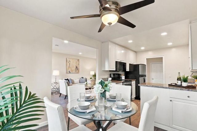 7100 Rainbow Drive 33, San Jose, CA 95129