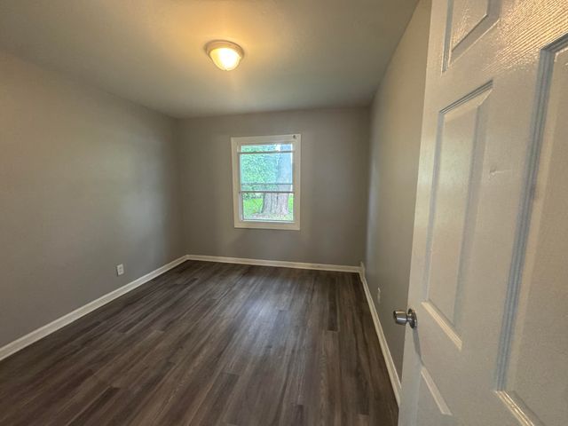 1735 Meadow Lane, Inkster City, MI 48141