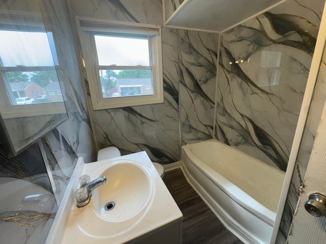 1735 Meadow Lane, Inkster City, MI 48141