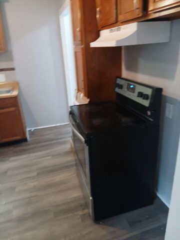 1735 Meadow Lane, Inkster City, MI 48141