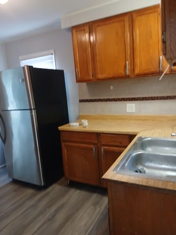 1735 Meadow Lane, Inkster City, MI 48141