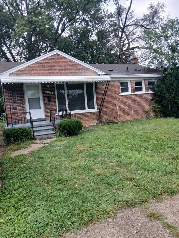 1735 Meadow Lane, Inkster City, MI 48141